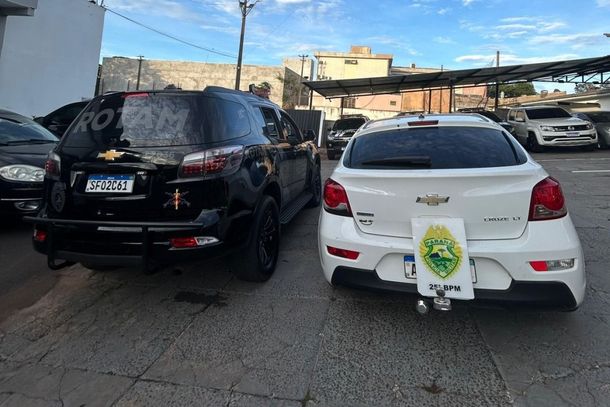 Carro recuperado pela policia.