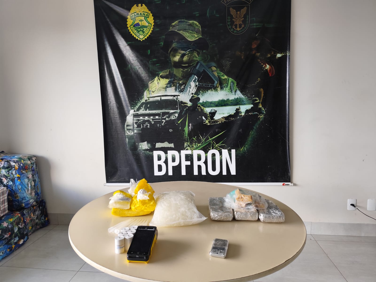 BPFRON apreensão de drogas em Umuarama.