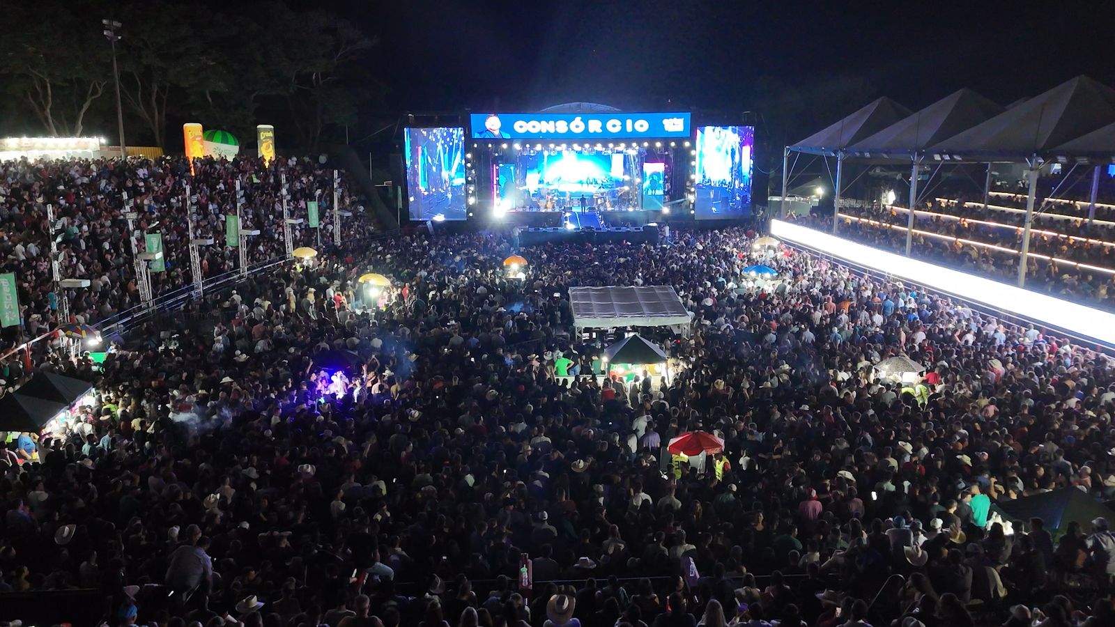 Expectativas se confirmam e Expo Umuarama tem noite histórica de público com Bruno e Marrone e Simone Mendes