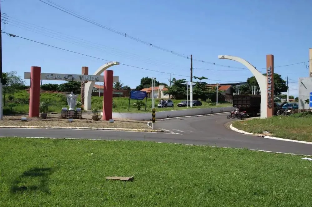 Roubo. Cidade: Cafezal do Sul – PR.