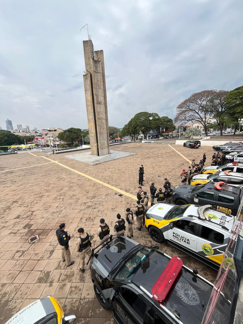 Operação SINERGIA, cumpre mandados de busca domiciliar e apreendem dois em Umuarama.