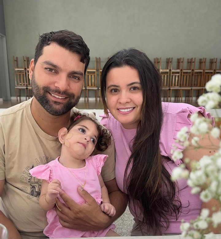 Família de Cafezal do Sul pede ajuda para salvar a vida da pequena Maria Vitória, de 2 anos