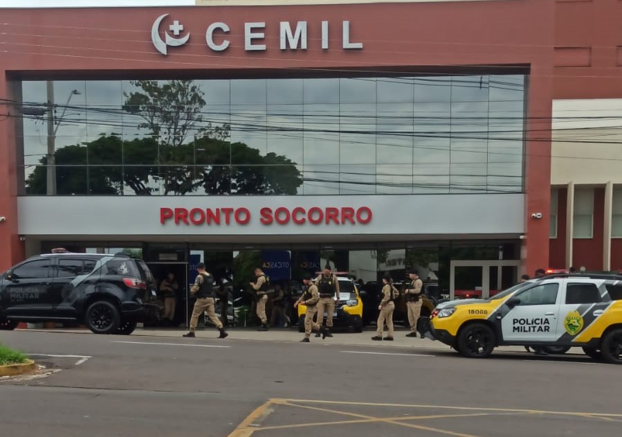 Homem efetua disparos em hospital e é preso após roubo de veículo em Umuarama
